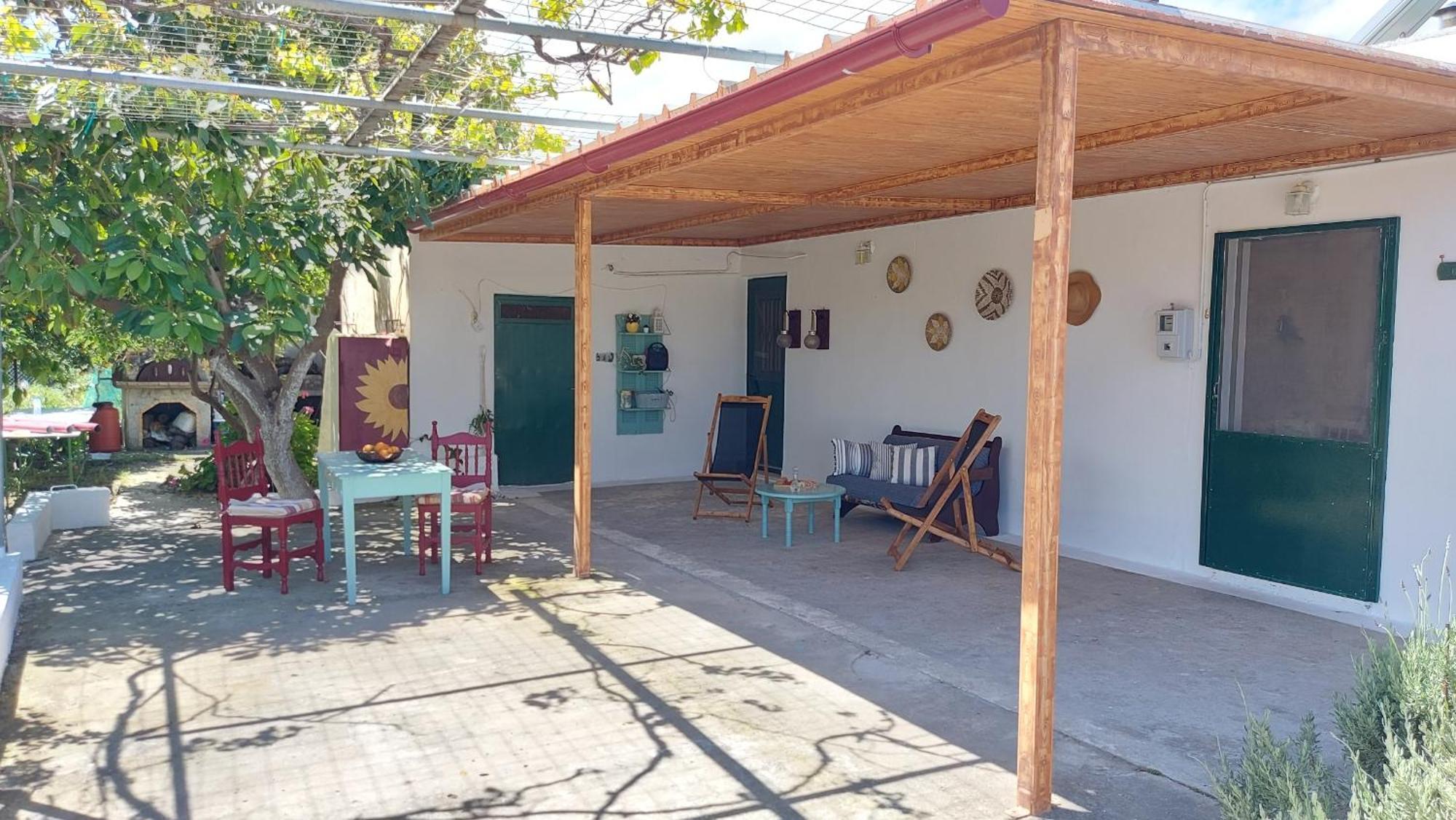 Agritourism Cottage Near Sitia Bagian luar foto